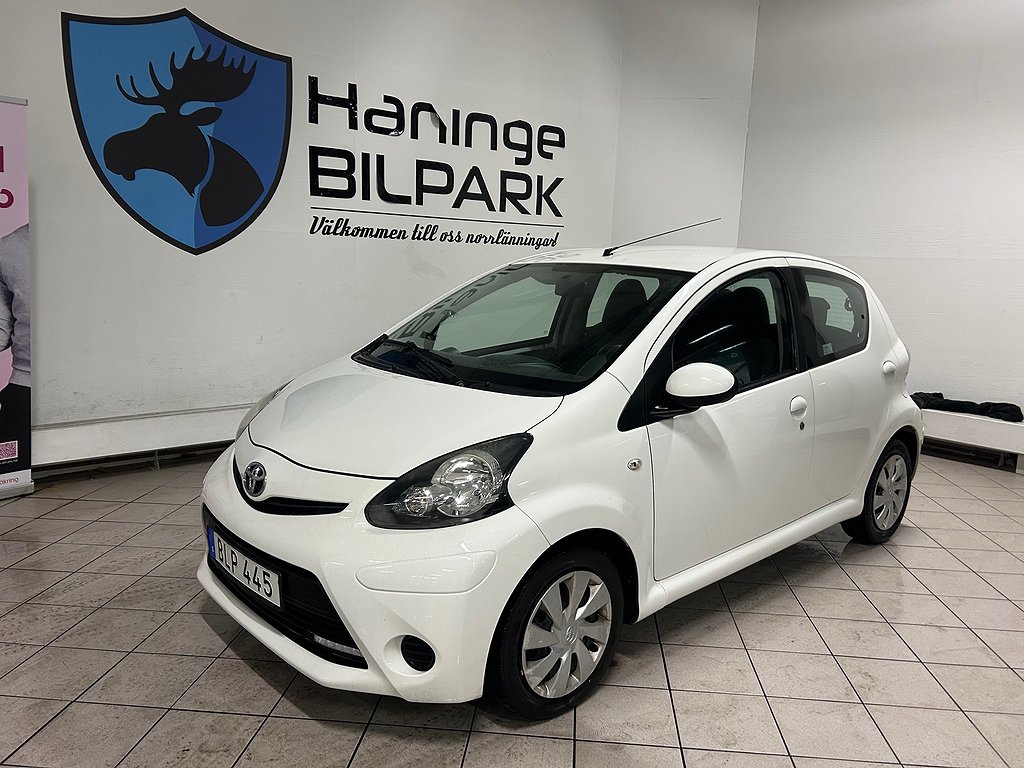 Toyota Aygo 5-dr 1.0 VVT-i SUPERDEAL Fr 838kr / KAMKEDJA /NY BES