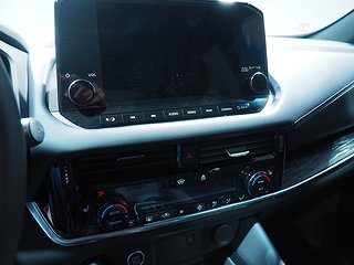 SUV Nissan Qashqai 20 av 20