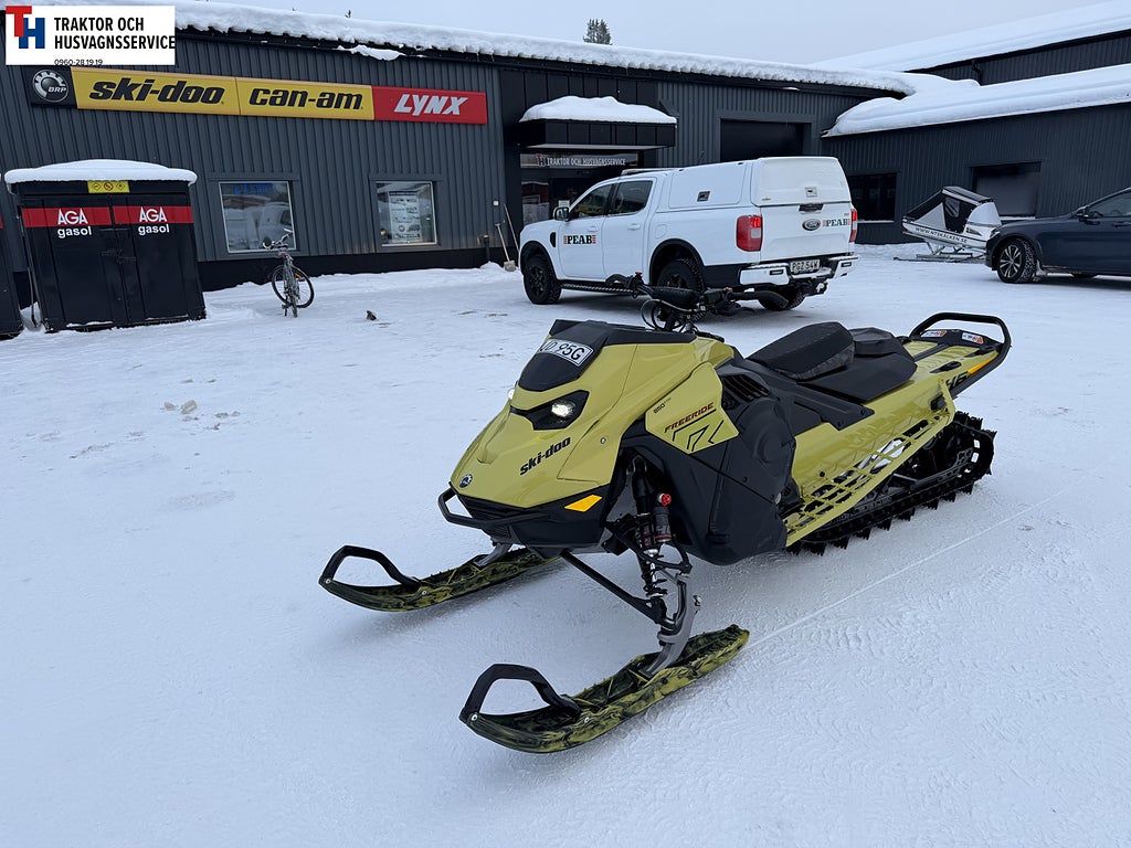 Ski-Doo Freeride 850 E-TEC Endast 28 mil, Stor display, -25