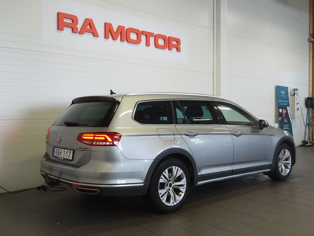 Volkswagen Passat Alltrack 2.0 TDI 4Motion 190hk Alltrack Drag Kamera D-Vär 2017