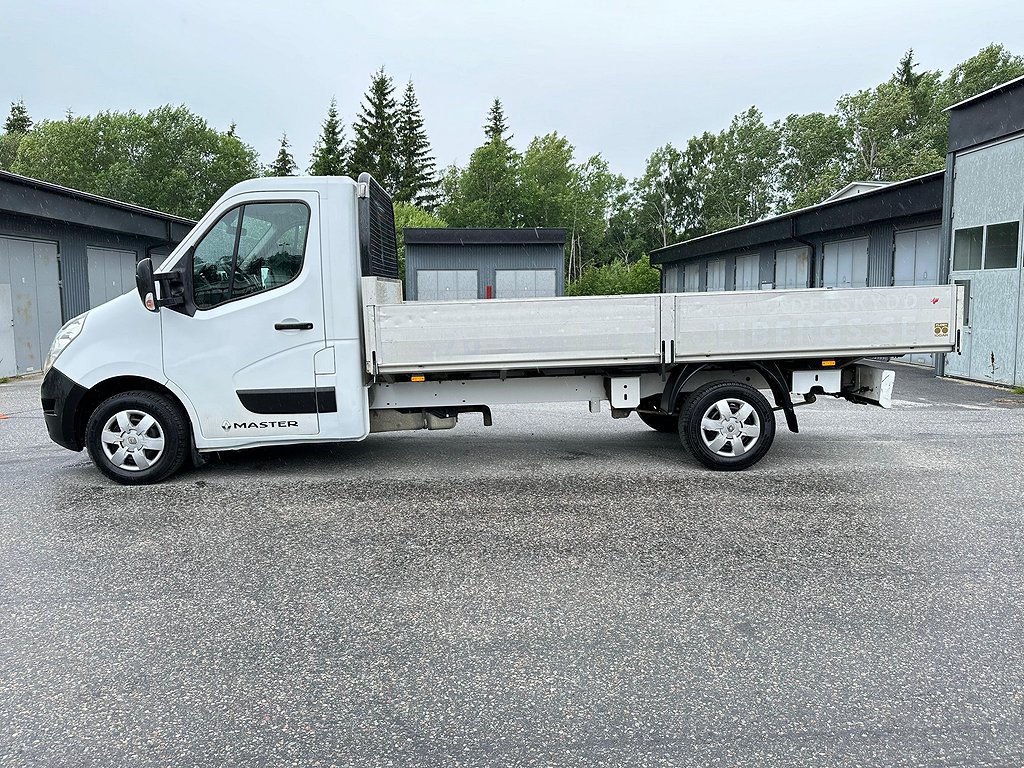 Renault Master Lång Flak 4.2m 2.3dCi 145hk Euro6 GPS 1ÄGARE+