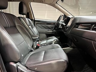 SUV Mitsubishi Outlander 15 av 25