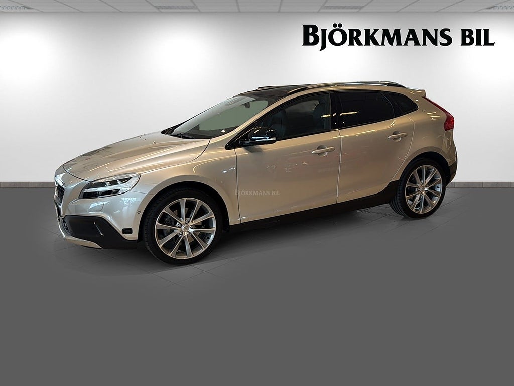 Volvo V40 Cross Country T4 AWD Business Adv Summum , Dragkrok