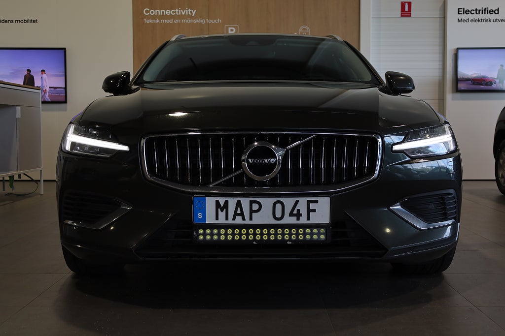 Volvo V60 Recharge T6 AWD AUT Inscription Drag VOC Keyless 2021