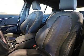 Halvkombi BMW 118I 14 av 30