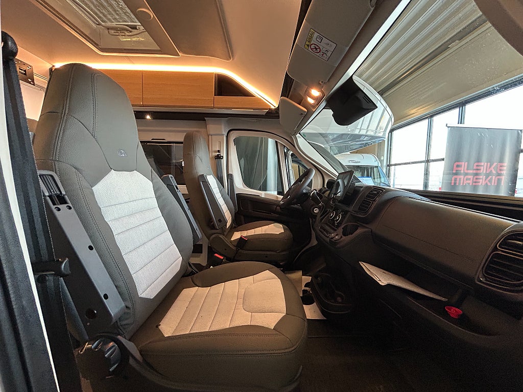 Adria TWIN 640 SLB / Automat / B-körkort / Långbädd  - Adria