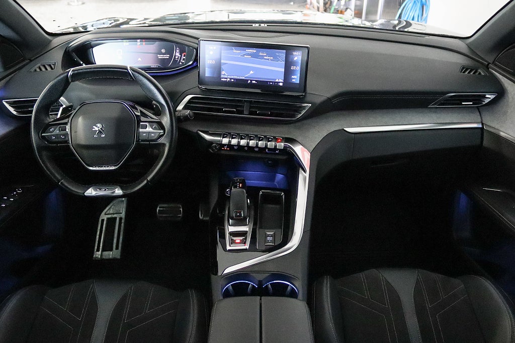 Peugeot 3008 1.5 BlueHDi 130 EAT GT-Paket Navi CarPlay