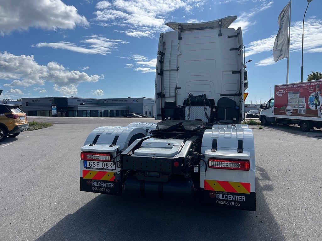 Volvo FH13 500 6x2 Dragbil med Hydraulik, Klädd hytt mm