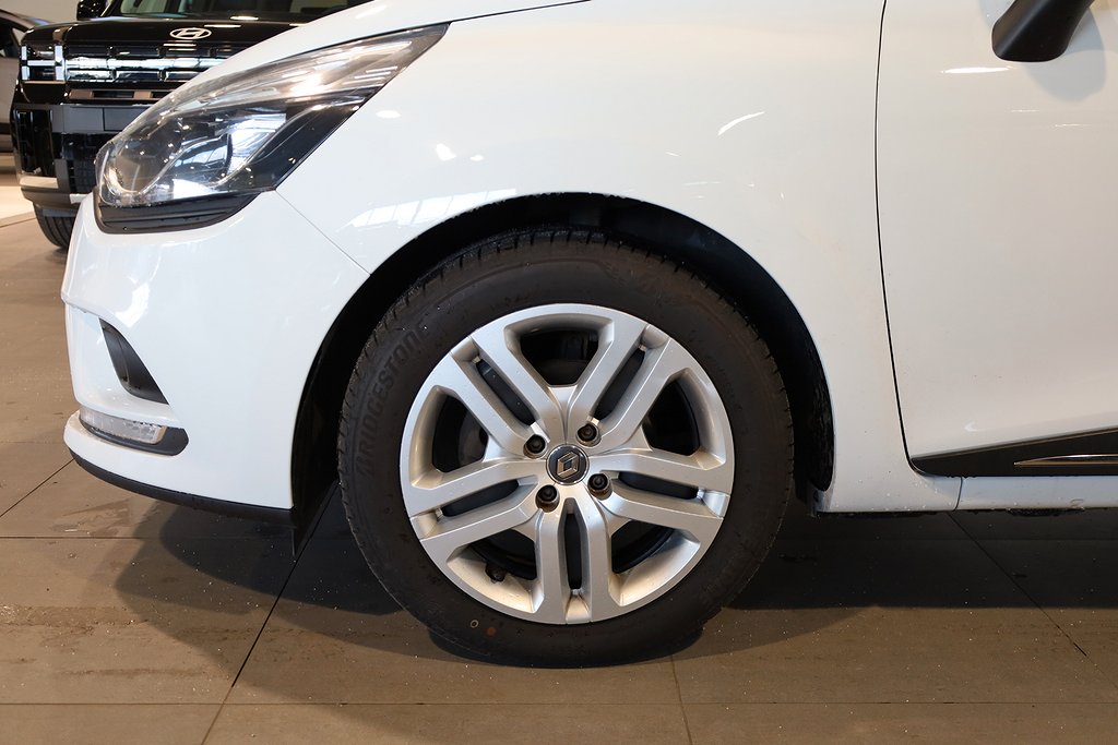 Renault Clio 0,9 TCe Energy 90hk Zen 5D Navigator 2019