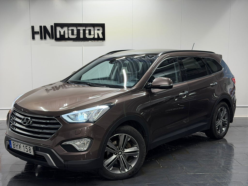 Hyundai Grand Santa fe 2.2 CRDi 4WD |PANO|7Sits|BKam|Ventile