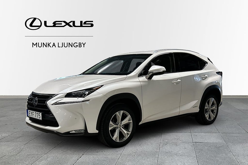 Lexus NX 300h AWD Luxury drag v-hjul