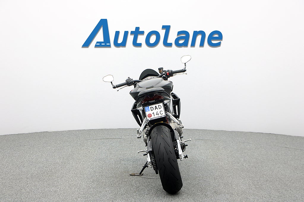 Aprilia Tuono 660 Factory *Endast 1-Ägare Nyservad Dominator