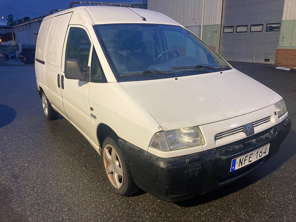 Citroën Jumpy Van 1,9 TD 90 hk 3-Sits Drag V-Hjul 0,74L/Mil 