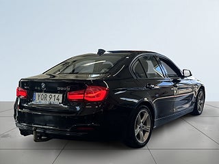 BMW 320D xDrive Steptronic Sport line S&V-hjul/Drag/Mvärm/Navi