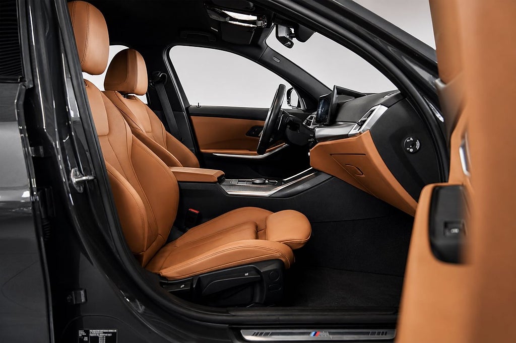 BMW 330e