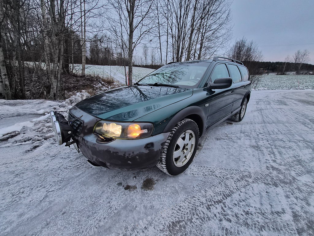 Volvo XC70 2,5T AWD Business *DRAG/SKINN/MOV/K-REM/NYBES*