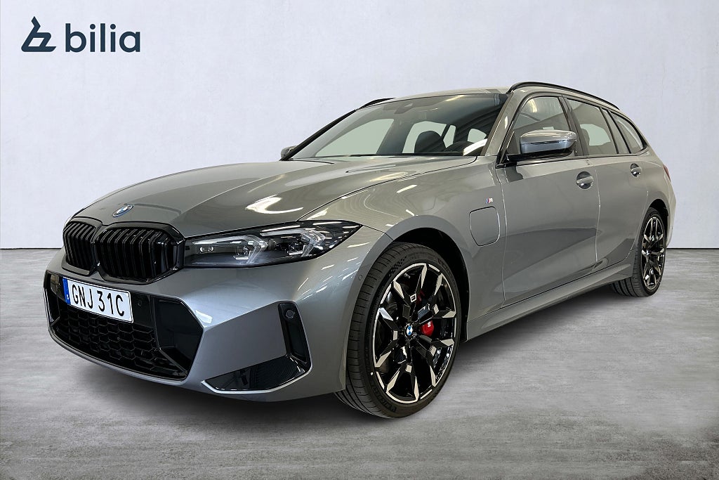 BMW 330e xDrive Touring/M Sport Pro/DEMO/Carbon Fibre/Drag/H&K