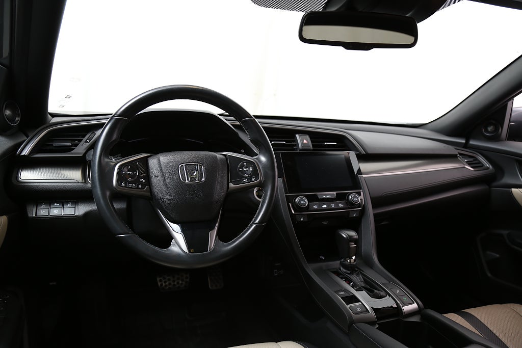 Honda Civic 1,5 i-VTEC Turbo 182hk Prestige Aut Glastak Skinn Motorv 2017