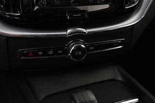 SUV Volvo XC60 22 av 28