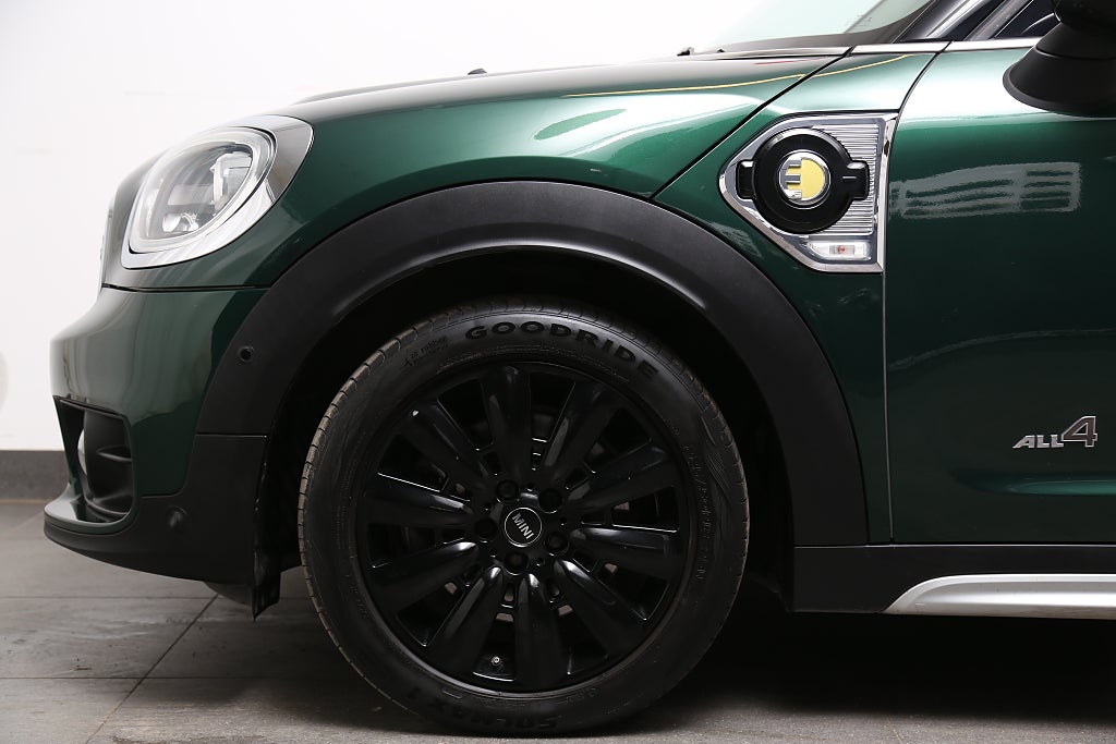 MINI Countryman Cooper SE ALL4 Salt II Aut Plug-In H/K Navi Kamera