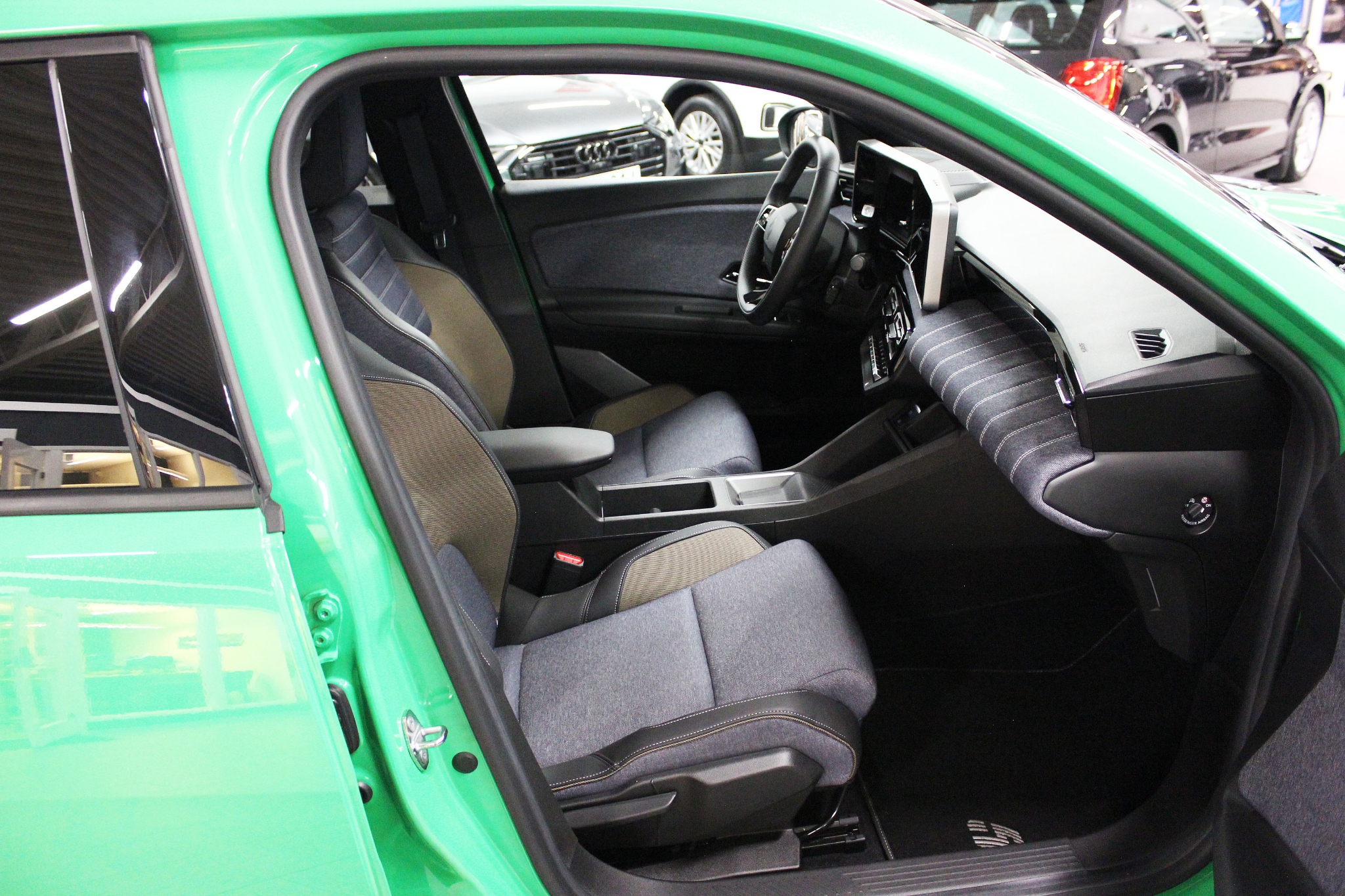 Renault 5 E-Tech 52 kWh 2025, bild 6/41