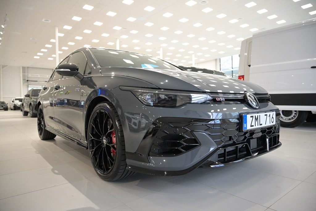 Volkswagen Golf GTI Clubsport 300 hk 2026, bild 4/49