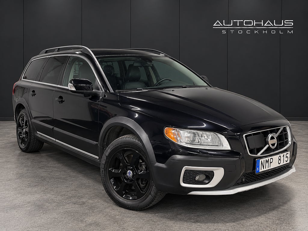 Volvo XC70 D5 AWD Summum Automat Skinn Värmare Drag Adaptiv farth.