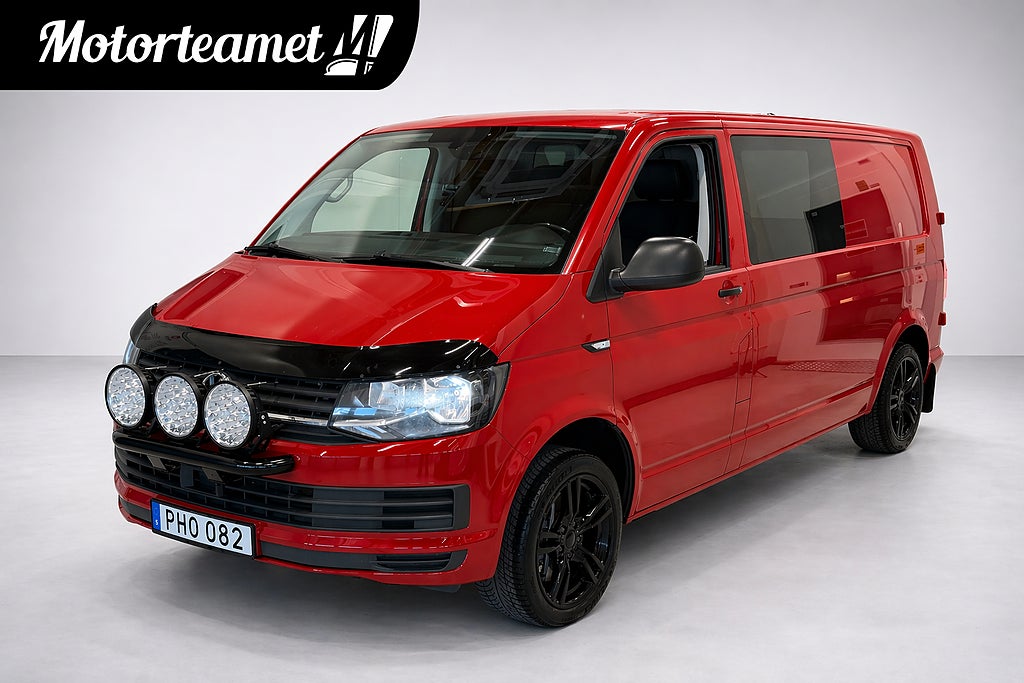Volkswagen Transporter 2.0 TDI 204hk 4M Lång D-värm Backkamera GPS Komfort
