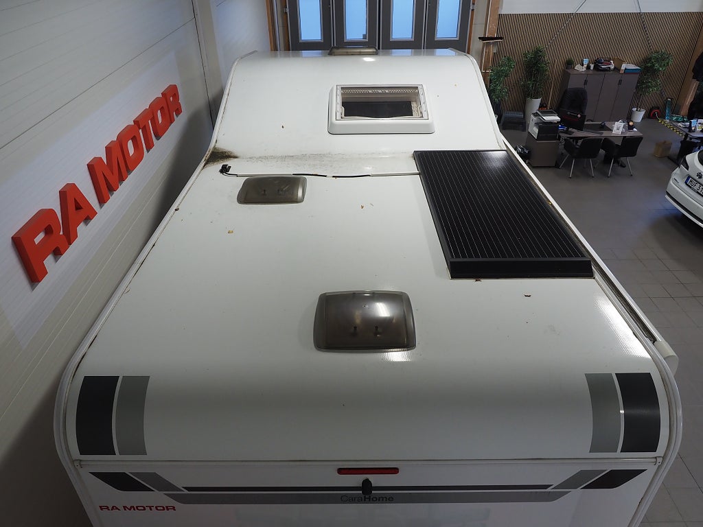Weinsberg CaraHome 600 DKG AUT I 3500kg I Solcell I 6st Bältade Platser