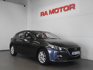 Halvkombi Mazda 3 1 av 20