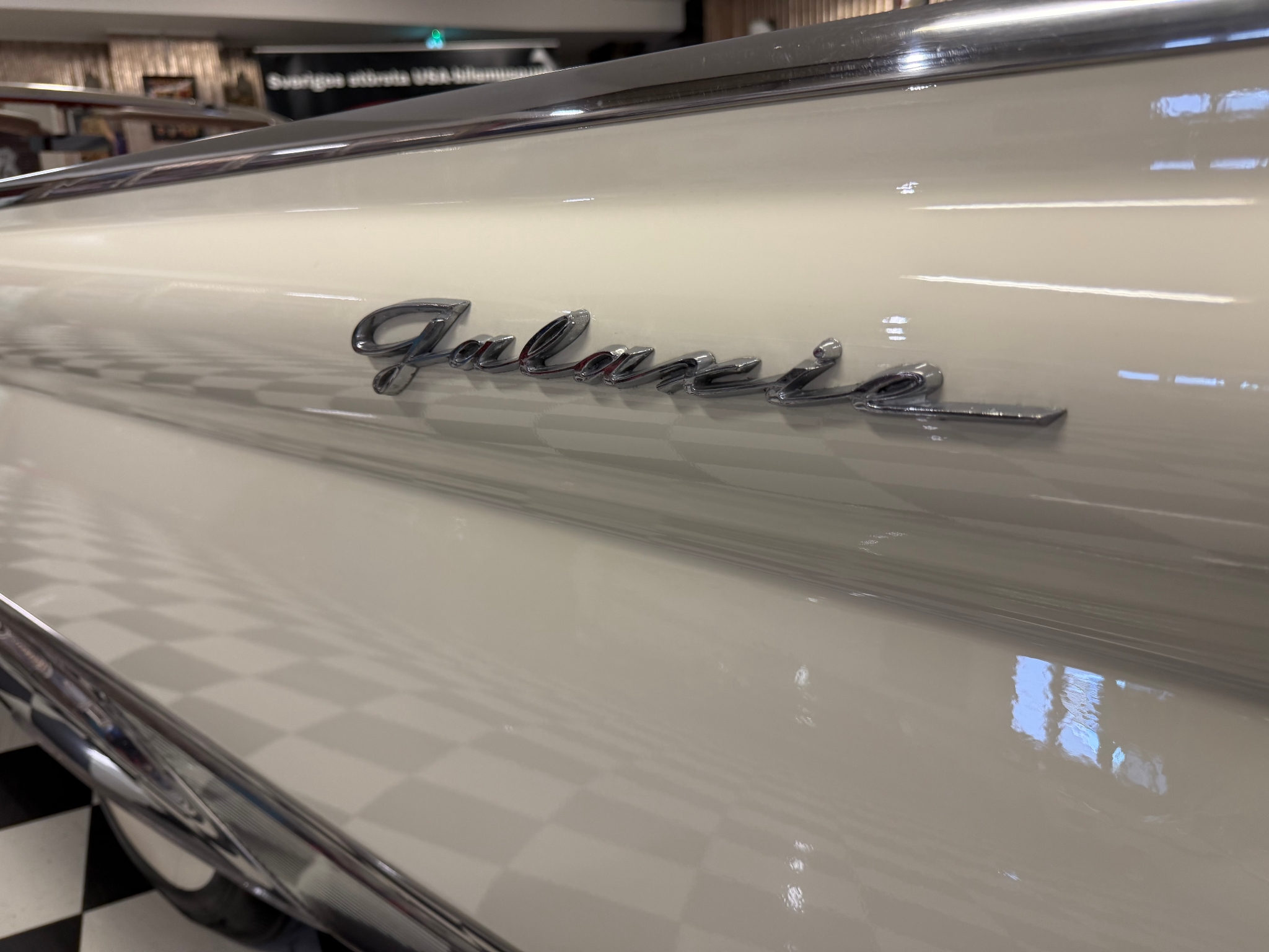 Ford Galaxie 500 Skyliner -59 1959, kuva 6/58