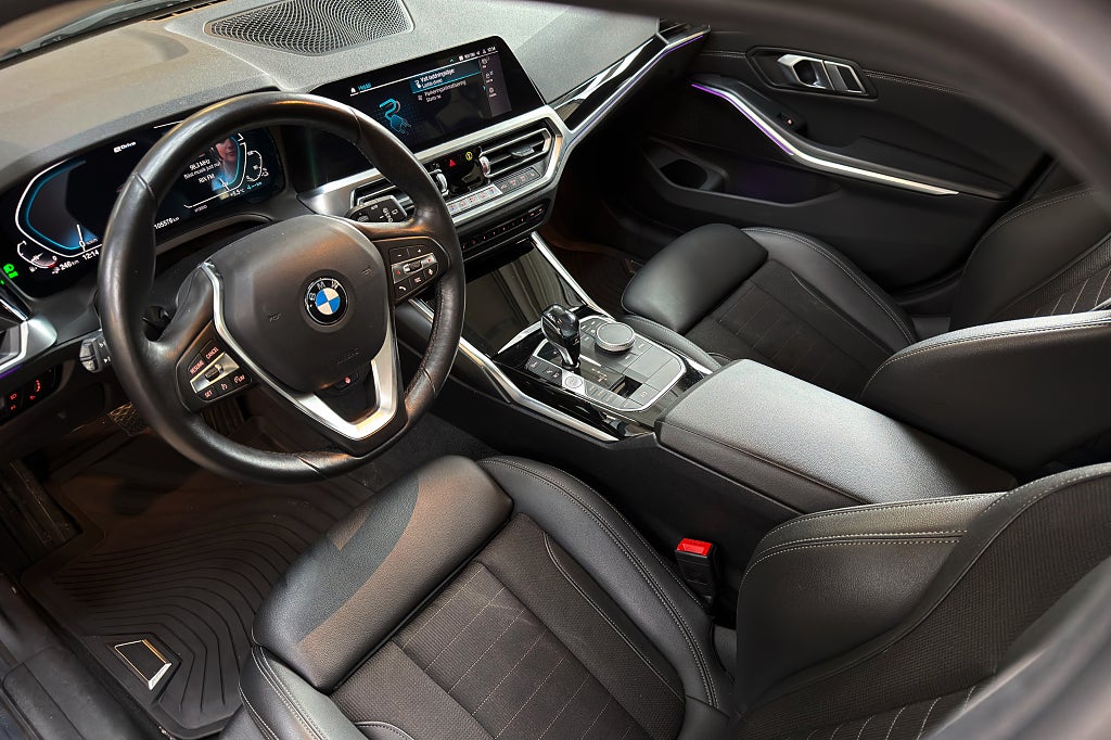 BMW 330e Touring|Drag|Värmare|CarPlay|B-kamera|Cockpit|XtraBoost