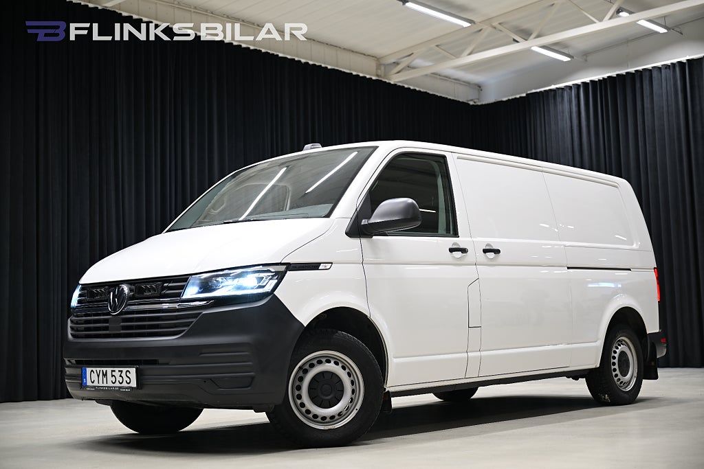 Volkswagen Transporter DSG 150HK L2 Dubbeldörr|LED|Uppvärmt-skåp|EnÄgare|Moms