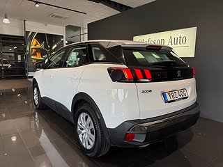 SUV Peugeot 3008 2 av 7