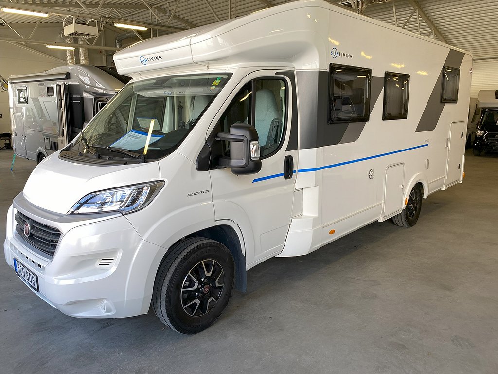 Sun Living S 75 SC / B-körkort / Auto 9-vxl / Solcell / Taksäng - Sun Living