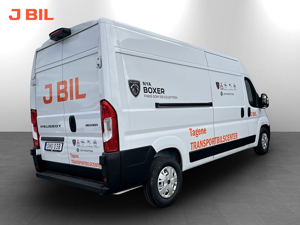 Bild på Peugeot Boxer 140hk Aut L3H2 - DEMO