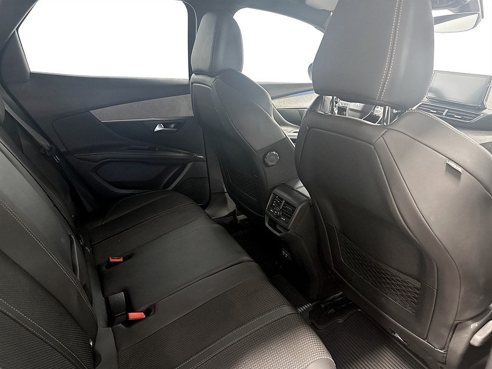 Bild på Peugeot 3008 GT Black Pack 1.2 PT 130hk Aut - B-KAMERA, DRAG