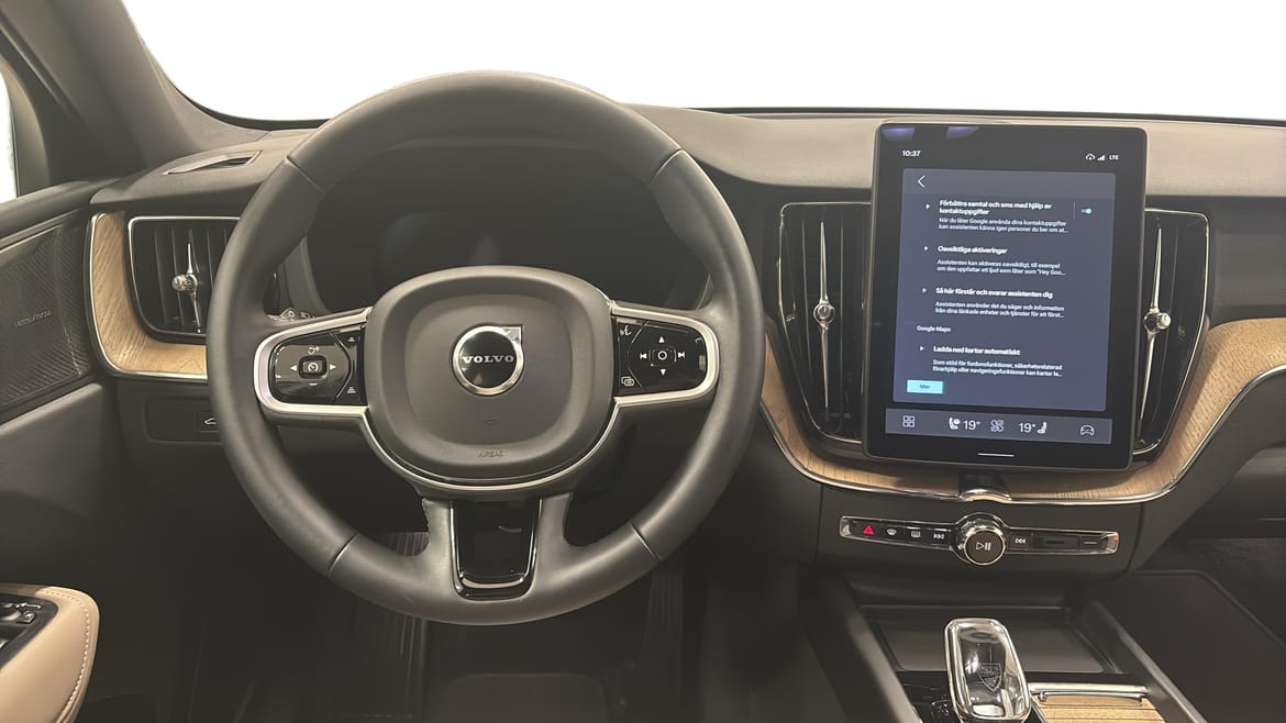 Volvo XC60 T6 Plus Dark Nordic Edition 2026, bild 6/10