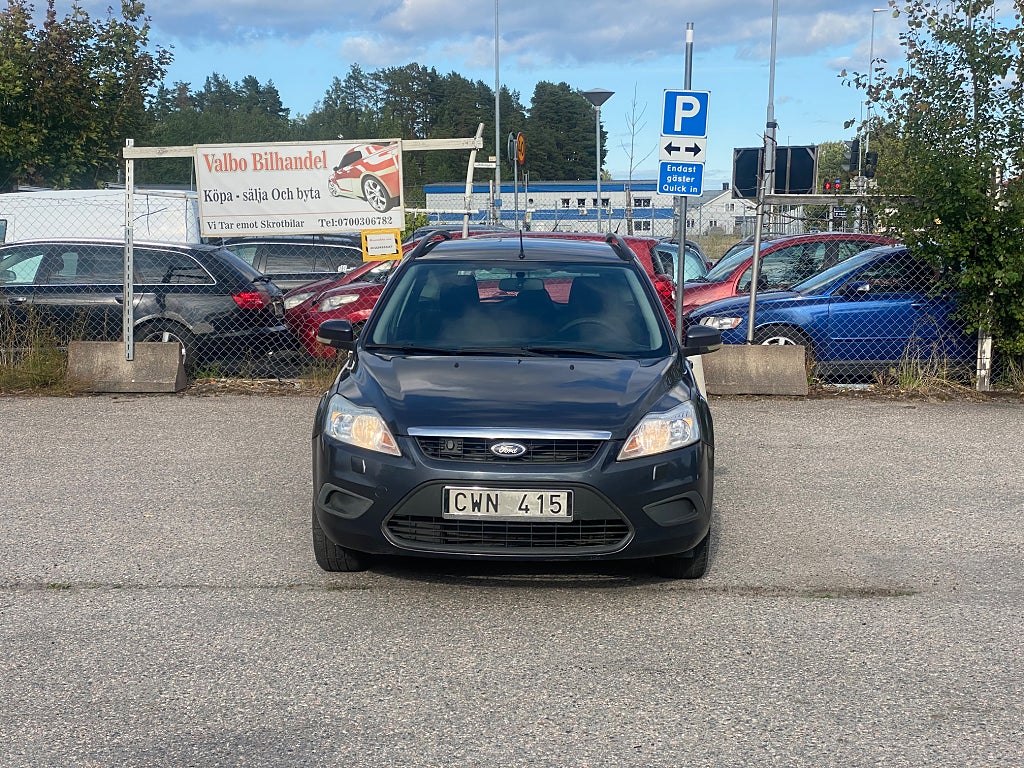 Ford Focus Kombi 1.8 Flexifuel Titanium, Trend Euro 4
