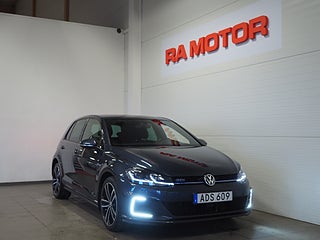 Halvkombi Volkswagen Golf 1 av 21