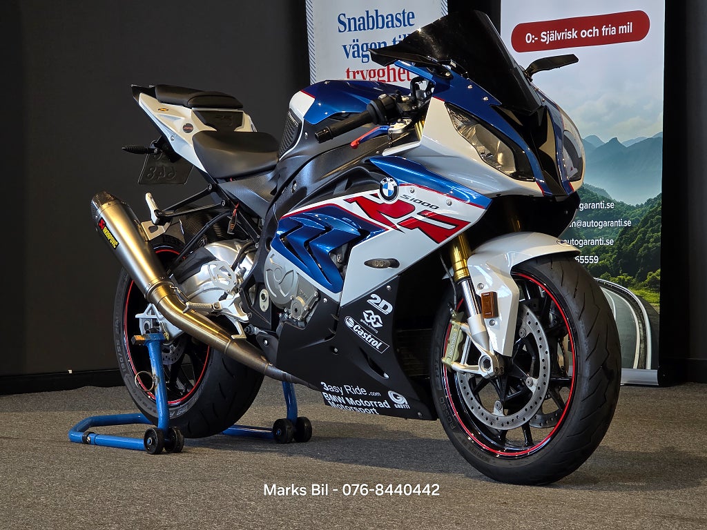 BMW Motorrad S 1000 RR/Akrapovic helsystem/