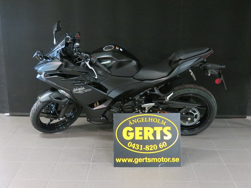 Kawasaki NINJA 500 