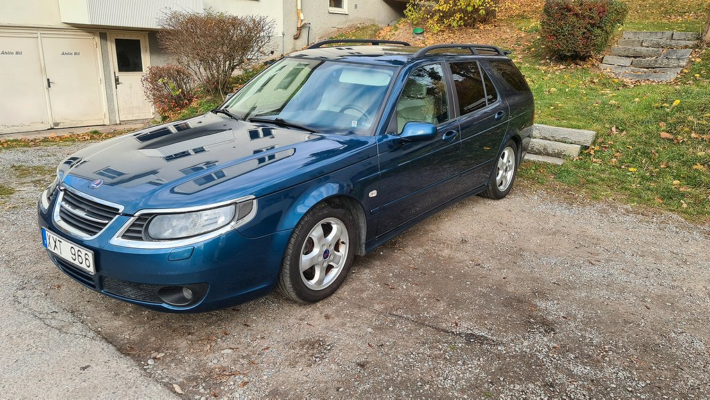 Saab 9-5 SportCombi 2.0 T Vector Skinnklädsel Dragkrok