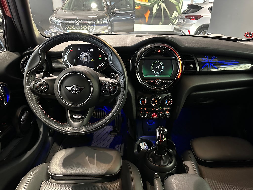 MINI Cooper S 5-dörrars JCW - bild 8