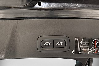 SUV Volvo XC40 21 av 25
