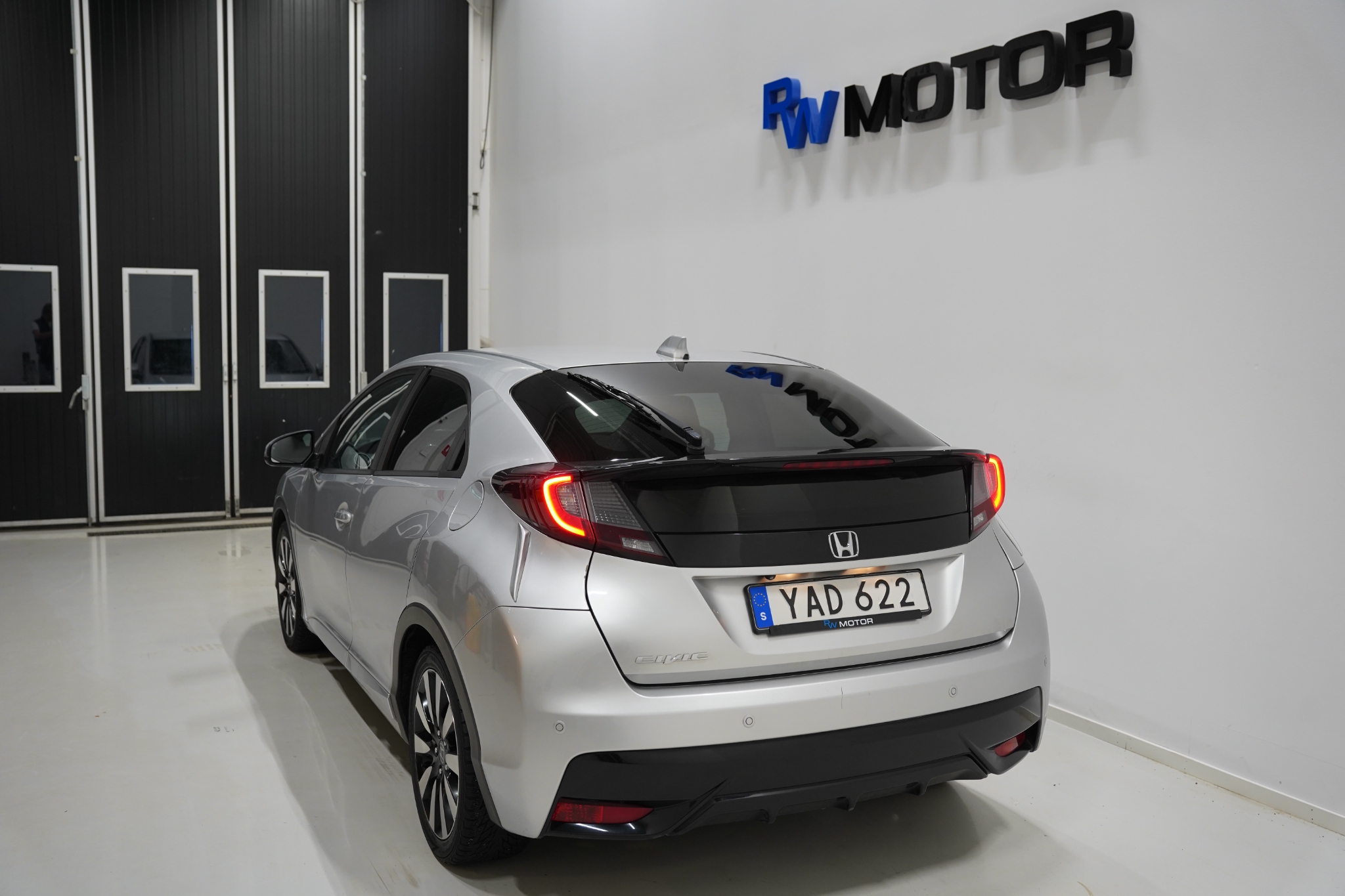 Honda Civic 1.6 i-DTEC 120hk Lifestyle 2015, bild 4/35