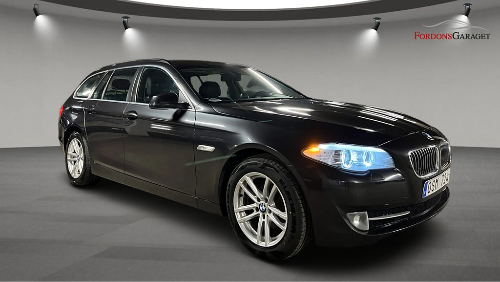 BMW 520d TOURING SKINN NYSERVAD LÅGMIL SVENSK 184HK 