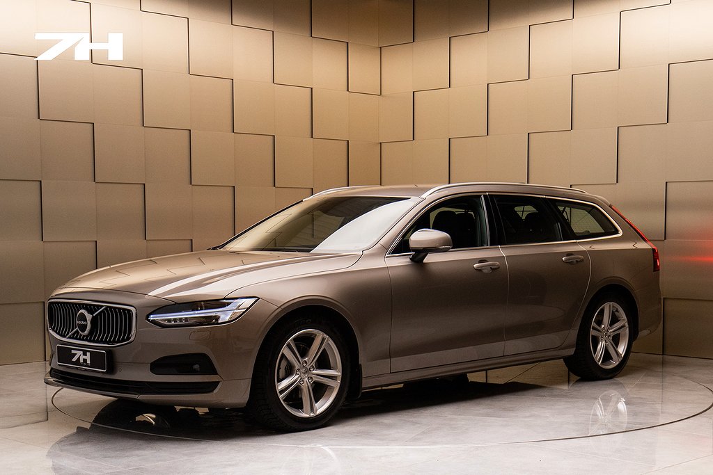 Volvo V90 B4 Momentum Advanced / H&K / Backkamera / Drag