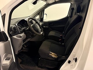 Transportbil - Skåp Nissan NV200 8 av 14