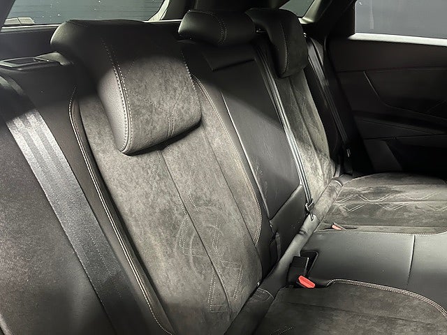 Bild på DS 7 Crossback E-Tense Business Performace 300hk 4x4 